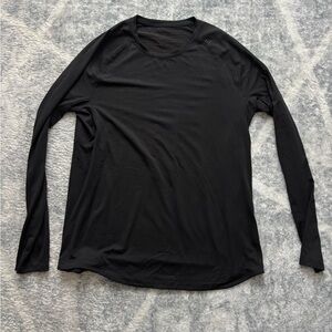 lululemon athletica Men's Classic Black Long Sleeve Shirt license to train